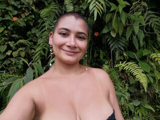 ArtemizNayak's Blonde live cam girls Profile Image